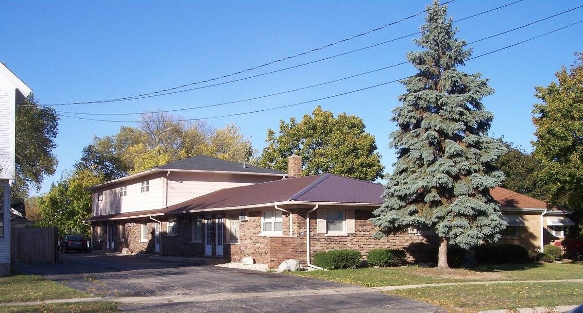 333 Ida Ave, Antioch, IL 60002 Apartments in Antioch, IL
