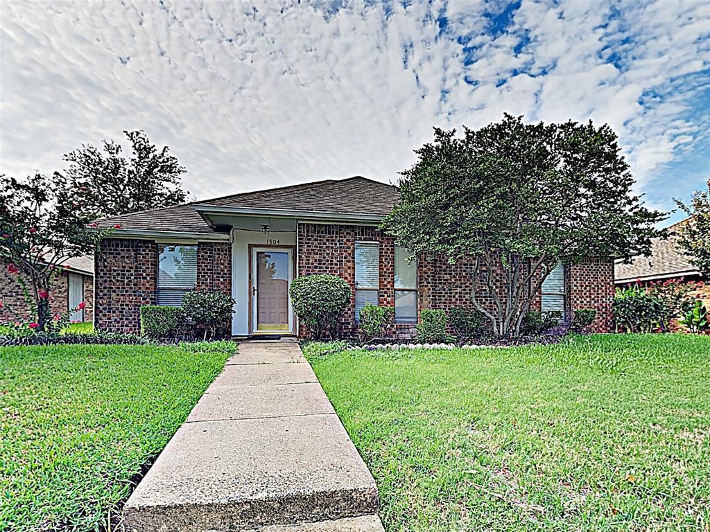 1504 Elizabeth Dr, Carrollton, TX 75007 House Rental in Carrollton