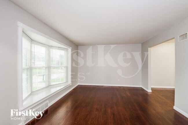 Foto del edificio - 3915 Rodapa Dr