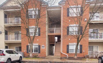 Building Photo - 514 Coppola Dr