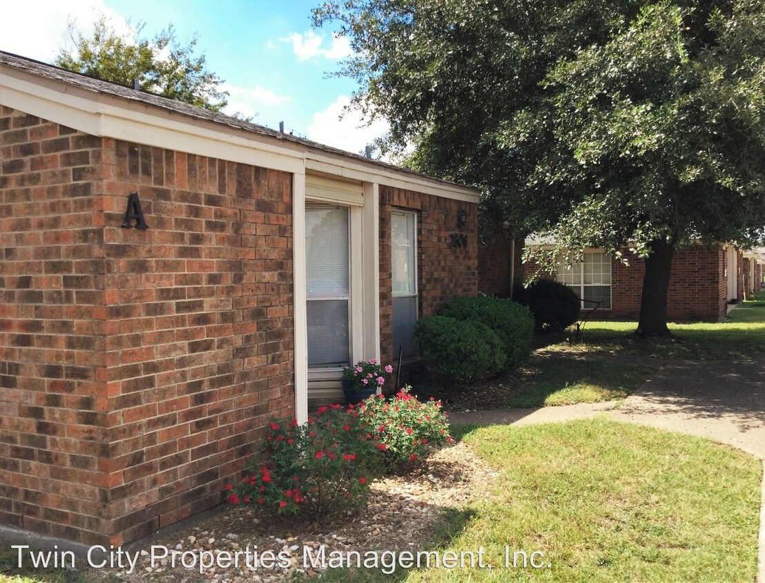 Foto principal - 2606 Pecan Ridge Dr