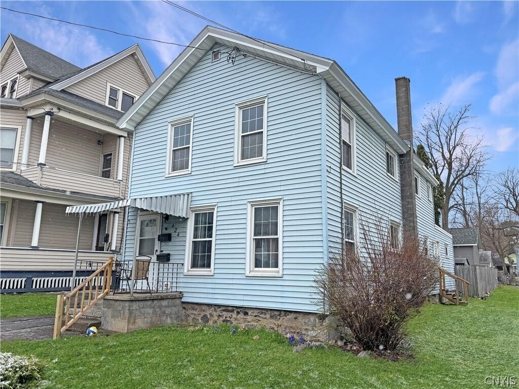 Building Photo - 424 Ulster St