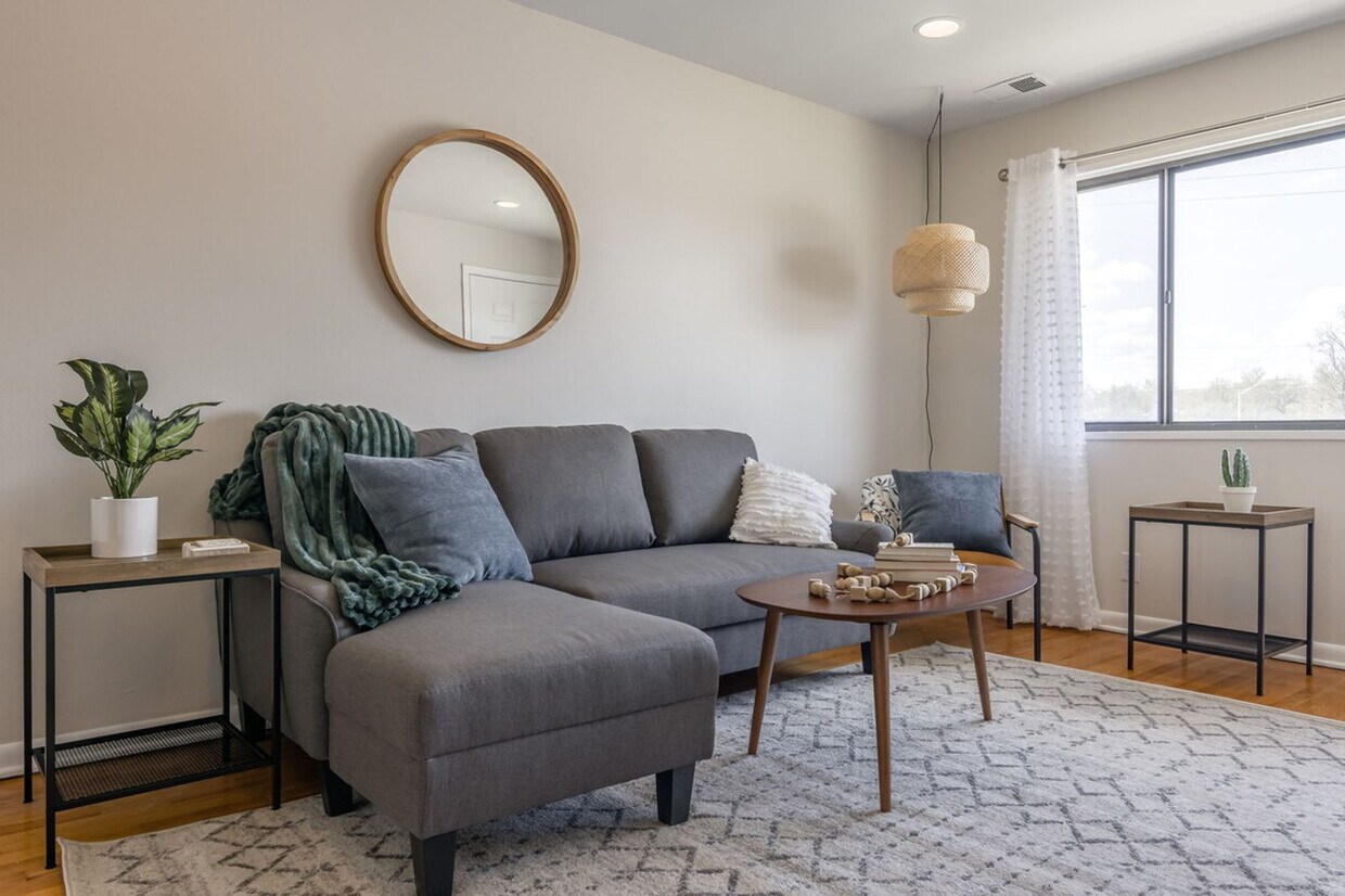 Foto principal - 5601 N Northwood Rd