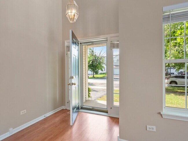 Building Photo - 2607 Flagstone Cir