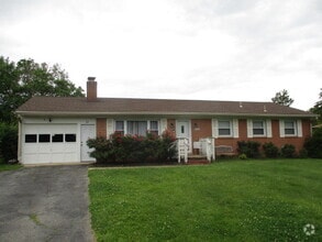 Building Photo - 15405 Thompson Rd