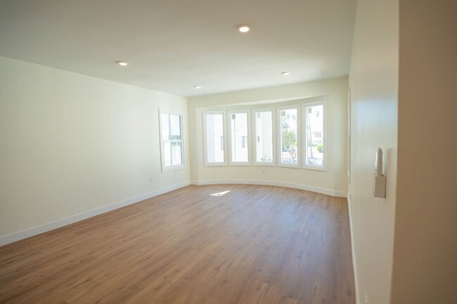 Foto del edificio - 1038 Westmoreland Ave