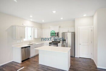 Foto del edificio - 4 Bed and 2.5 Bath Single-family Home Available for Rent!