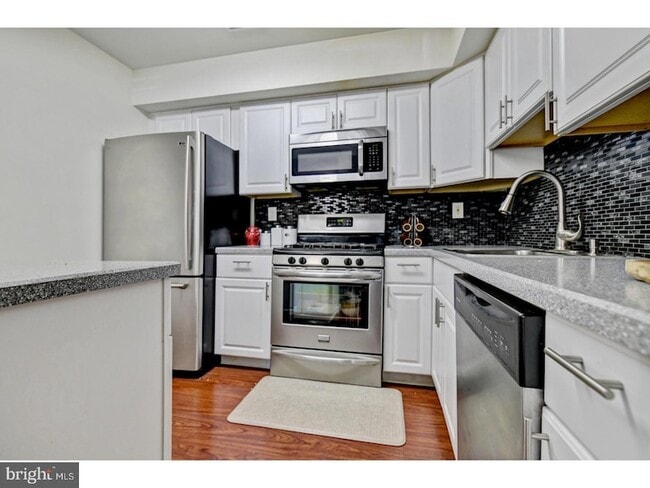 Building Photo - 107 Delamere Dr