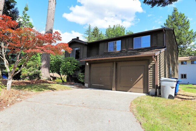 Building Photo - Charming Fairwood / Renton Home