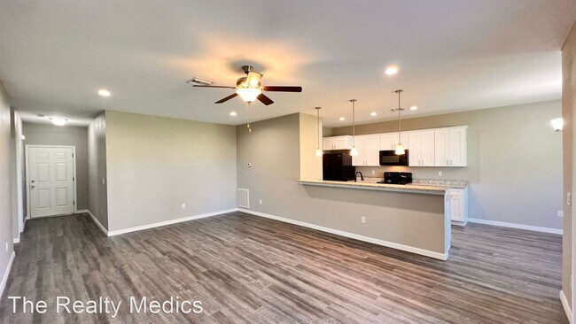 Building Photo - 2 br, 2 bath House - 8219 Cozumel Ln