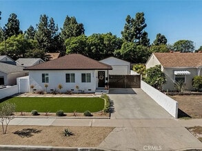 Building Photo - 13927 Flatbush Ave