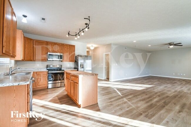 Building Photo - 14028 Keams Dr