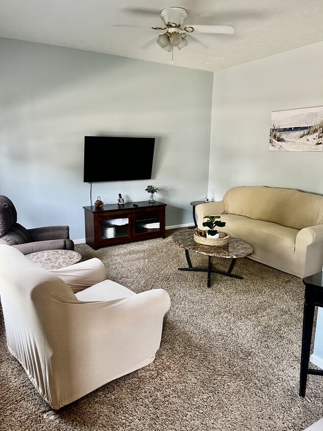 Primary Photo - 304 Park St