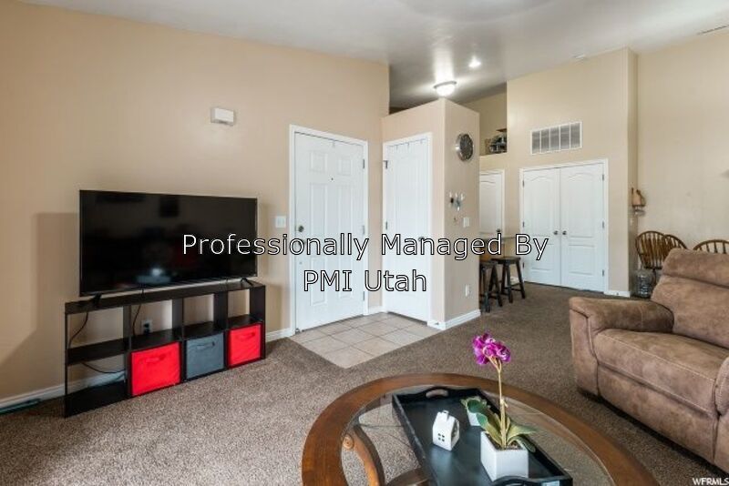 Primary Photo - 4004 Chase Brook Lane 890 E