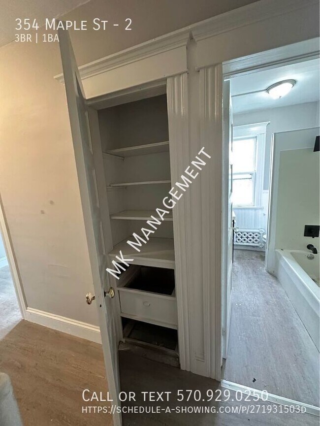 Foto del edificio - 352-354 Maple St