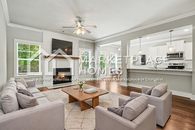 Building Photo - 225 Melba Ln