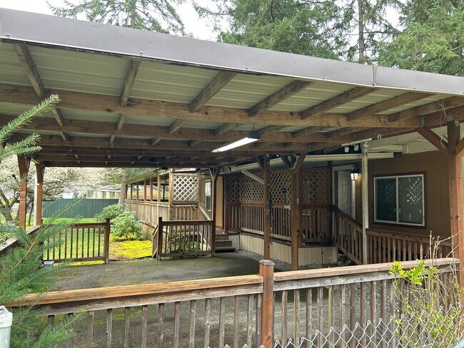 Foto del edificio - 416 Duterrow Rd SE