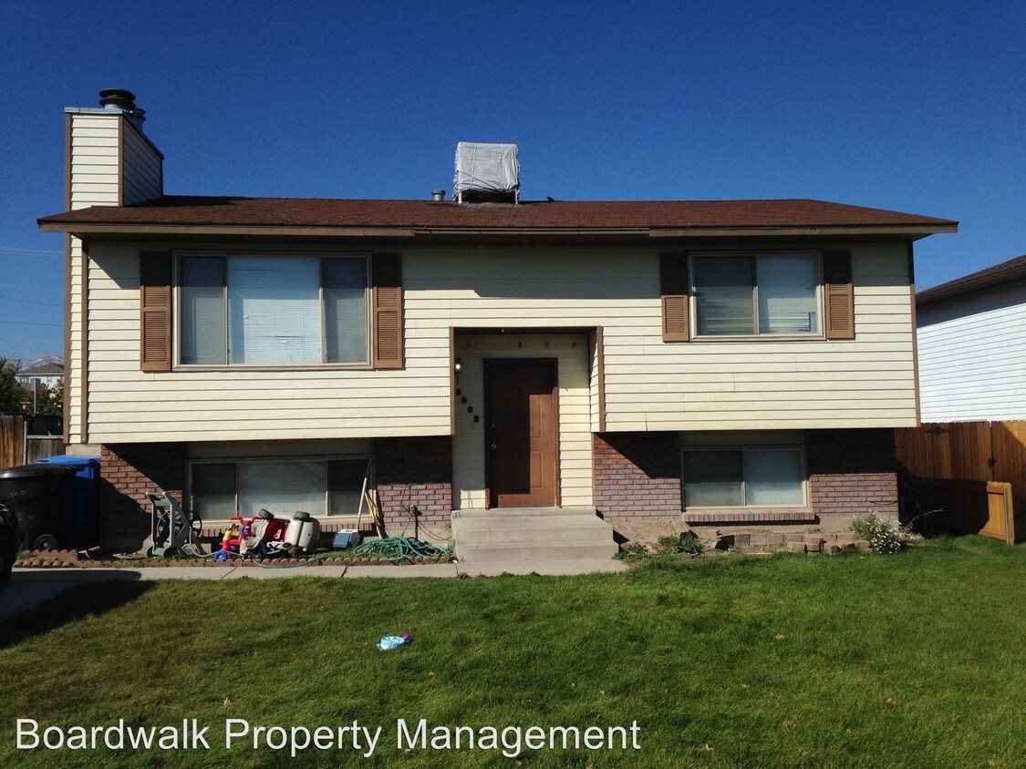 5002 S Jeremiah Dr, Kearns, UT 84118 Condo for Rent in Kearns, UT