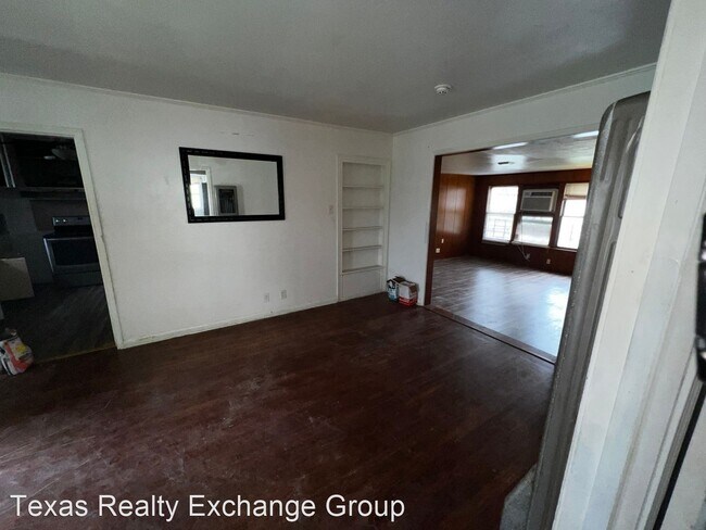 Building Photo - 2 br, 1 bath House - 4234 Brentwood Dr. Bravo