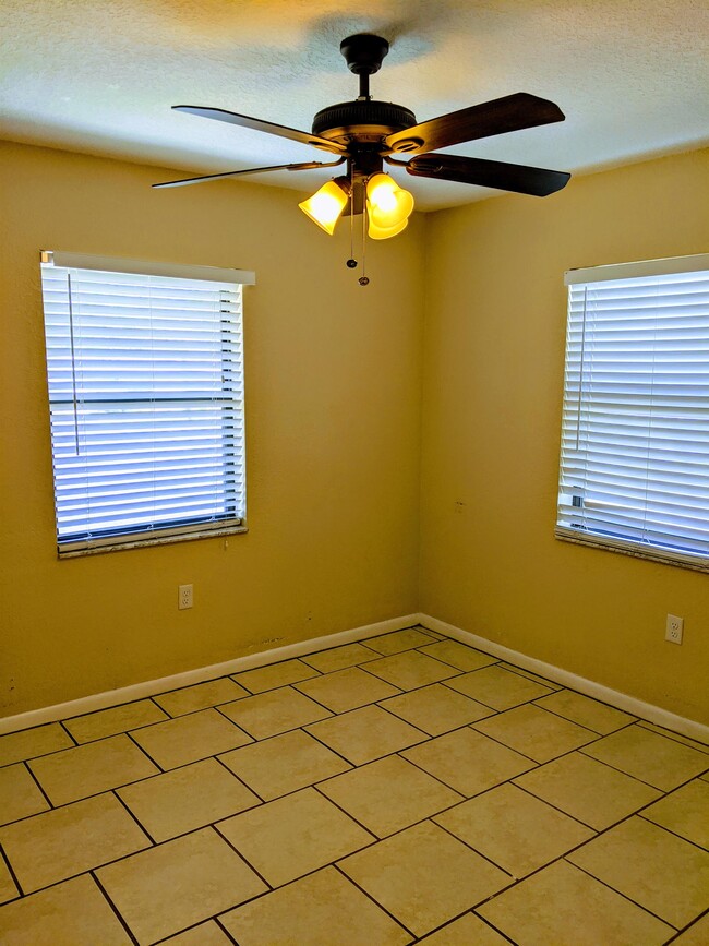 Building Photo - 5344 W Customer Ct