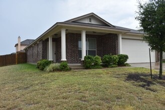 Building Photo - 4600 Honeystreet Bridge Ln