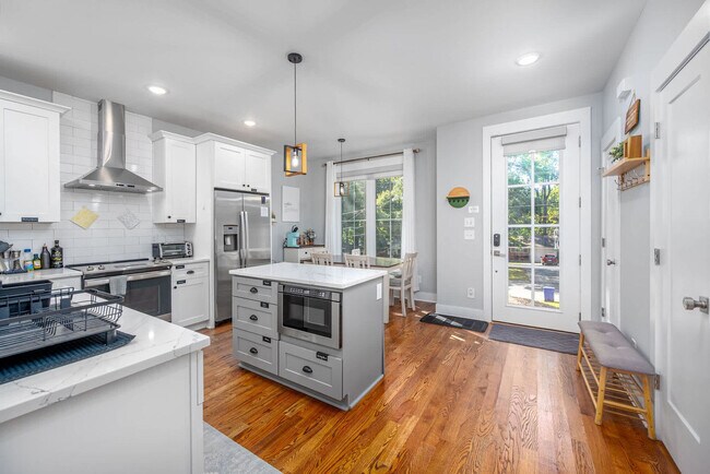 Foto del edificio - 2805 Lindbergh St