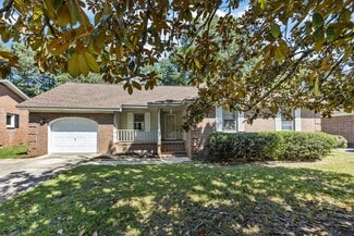 Building Photo - 211 Tall Pines Rd