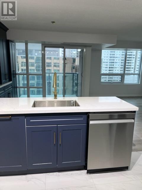 Building Photo - 208-1208 Enfield Pl