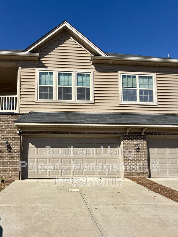 Foto del edificio - 11410 Felizzano Pl