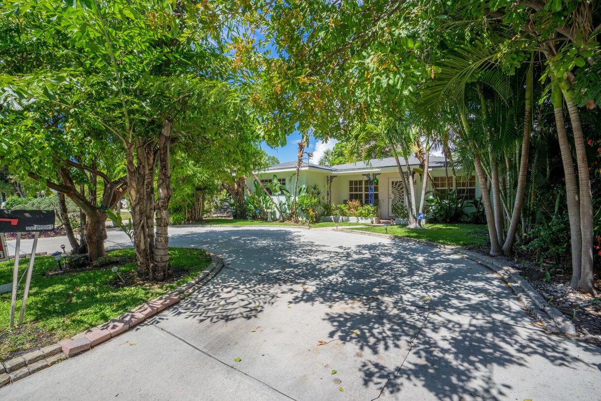 1205 S Palmway, Lake Worth, FL 33460 House Rental in Lake Worth, FL