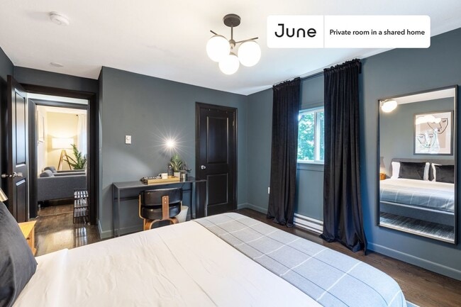 Foto del edificio - Room in Shared 6 bed/4 bath home