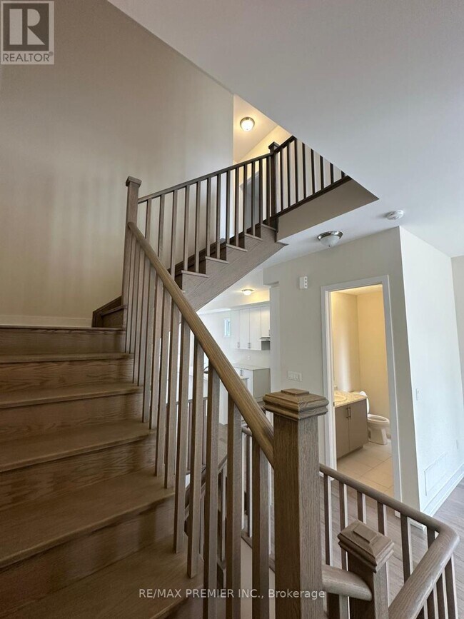 Building Photo - 3107 Meadowridge Dr