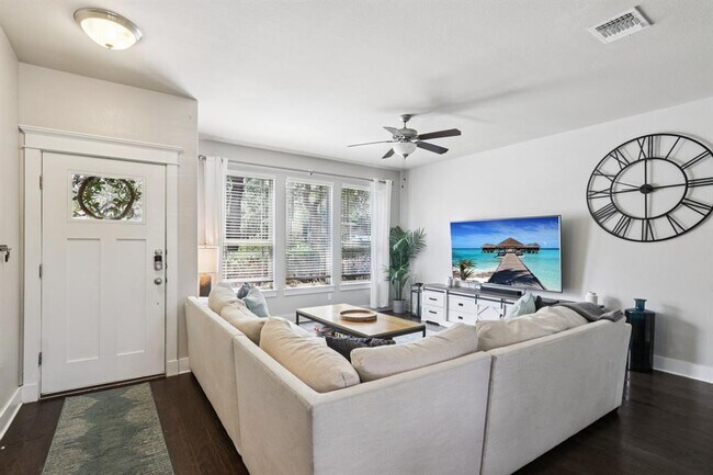 Foto del edificio - 13604 Avery Trestle Ln