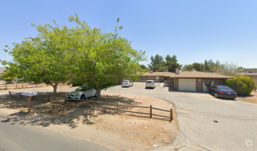 Building Photo - 15833 Serrano Rd