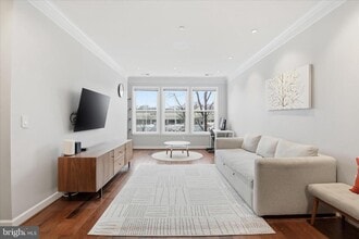 Building Photo - 2101 N Monroe St