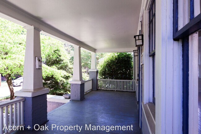 Foto del edificio - 3 br, 1.5 bath House - 1809 Bickett Blvd