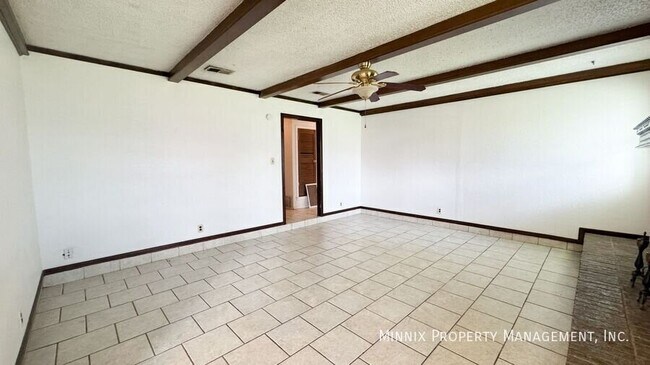 Foto del edificio - 5603 Amherst St