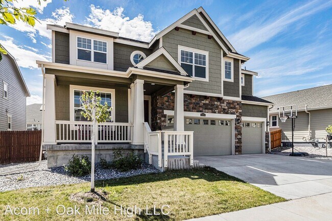 Foto del edificio - 4 br, 4 bath House - 15066 Munich Avenue