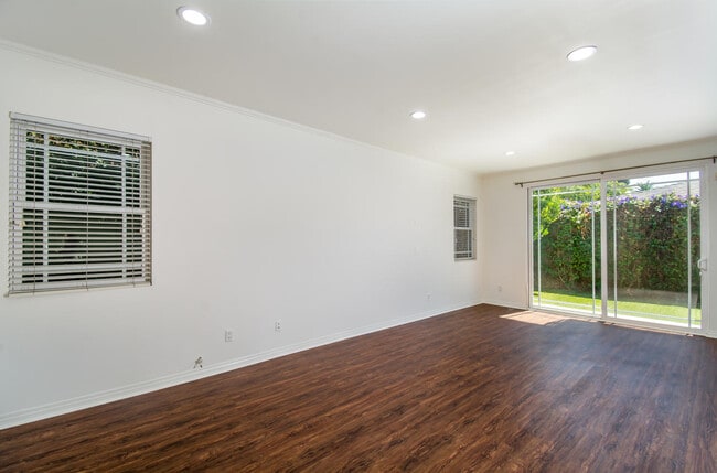 Building Photo - 12942 Gilmore Ave