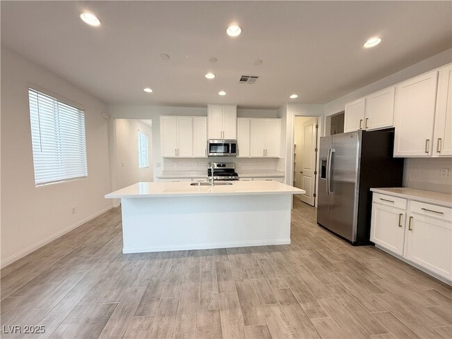 Foto del edificio - 9922 Angel Valley Dr