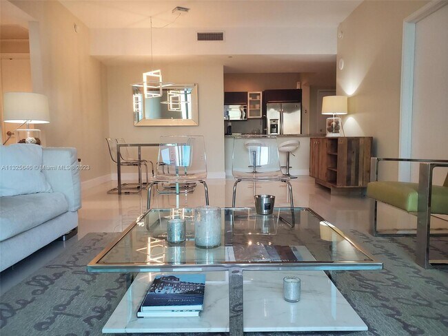 Foto del edificio - 950 Brickell Bay Dr