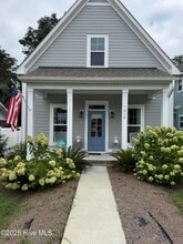 Building Photo - 1010 N Caswell Ave