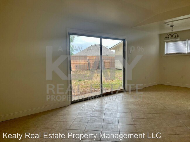 Building Photo - 3 br, 1 bath House - 107 Brockton Dr