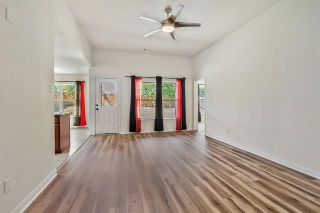 Foto del edificio - 12669 Forest Lawn Rd