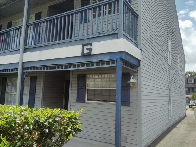 Building Photo - 313 Dirksen Dr
