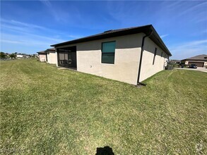Building Photo - 14570 Palamos Cir