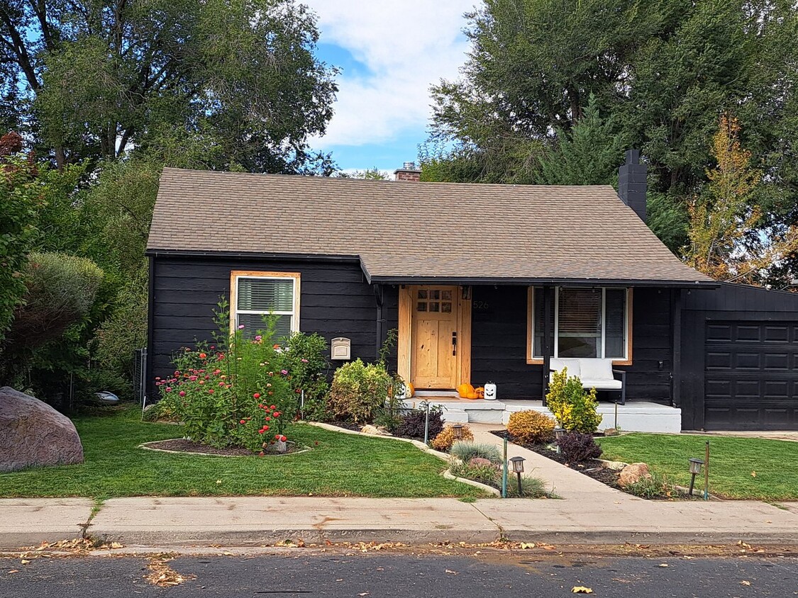 Primary Photo - Super Chic, 4 Bedroom Home in Provo!