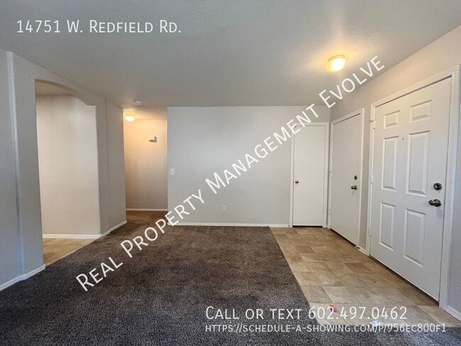 Building Photo - PRICE REDUCED!! Lots of Community Amenities!