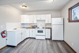 Building Photo - 809 Washington St