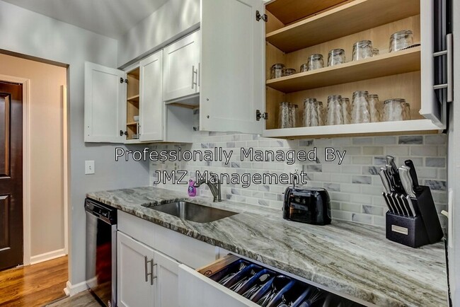 Building Photo - 33247 Kingslane Ct